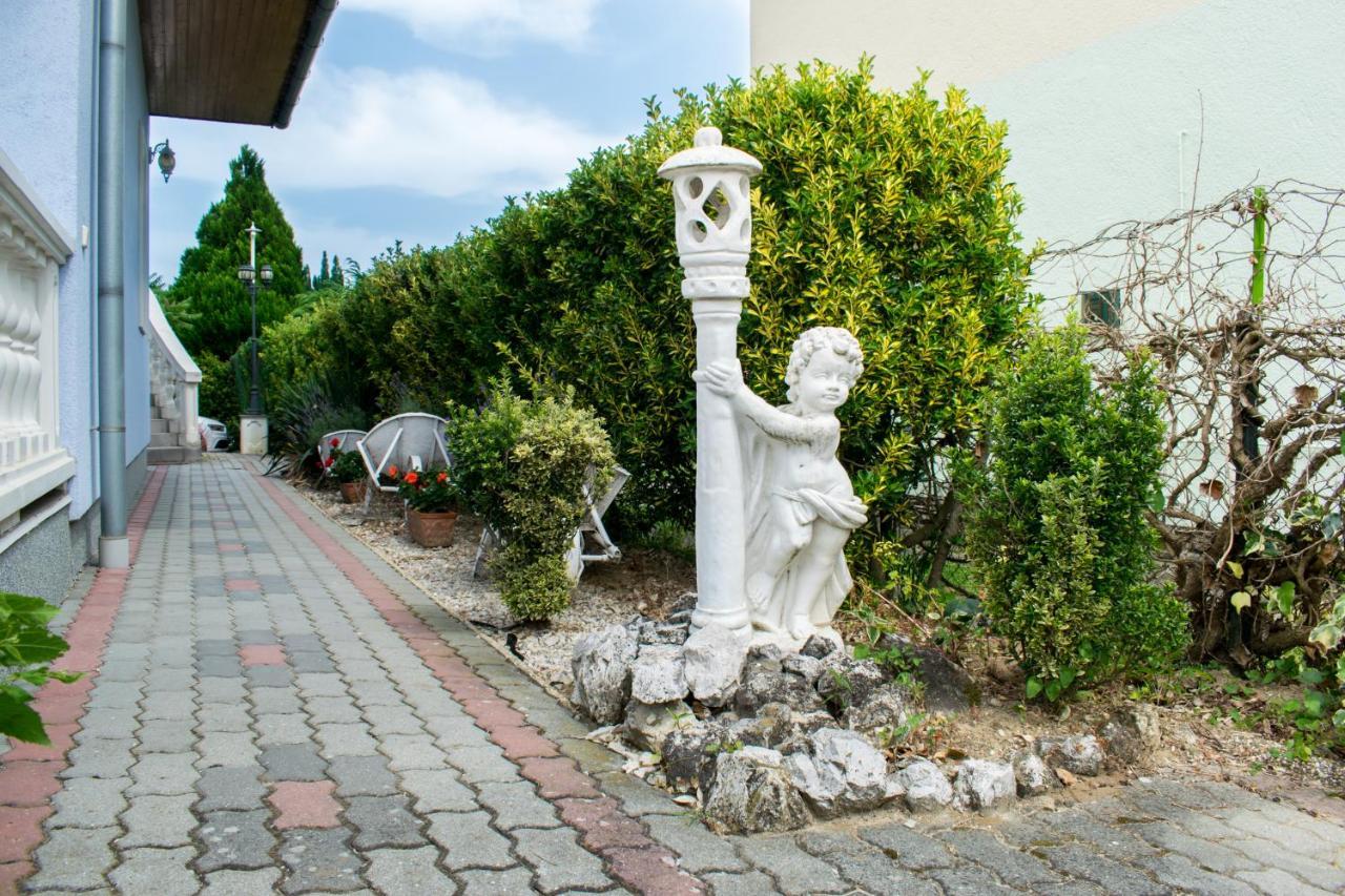 Levendula Apartman Zalakaros Luaran gambar